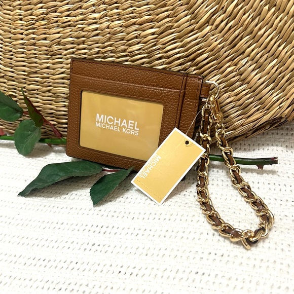 Michael Kors Handbags - Michael Kors Jet Set Charm Small ID Chain Leather Card Holder